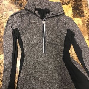 Lululemon 1/2 zip pullover/ jacket